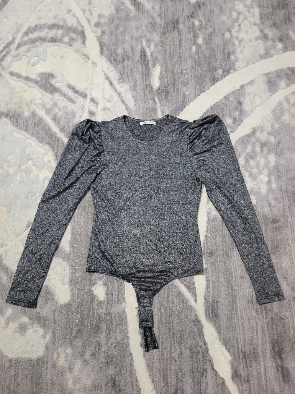 Shimmery Black Long-Sleeve Bodysuit with Puff Shoulders Size 8
